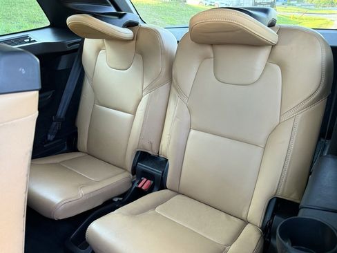 Used 2021 Volvo XC90 T8 Inscription w/ Protection Package Premier image 22