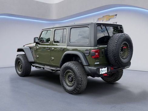 Used 2022 Jeep Wrangler Unlimited Rubicon w/ LED Lighting Group AWD/4WD image 3