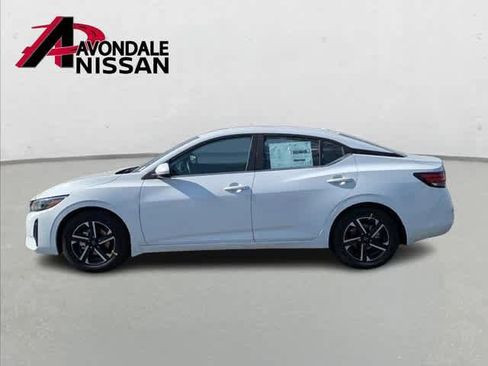 New 2025 Nissan Sentra SV image 3