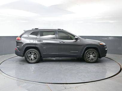 Used 2016 Jeep Cherokee Latitude