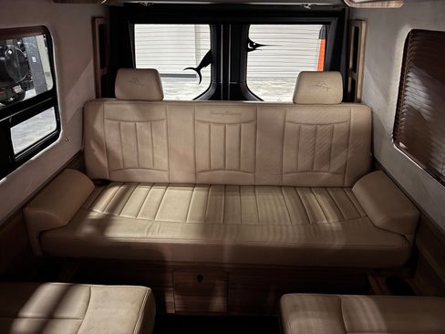 Used 2022 Mercedes-Benz Sprinter 3500 image 38