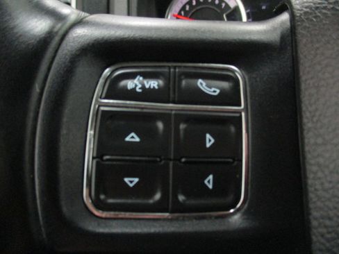 Used 2016 RAM 1500 Big Horn image 22