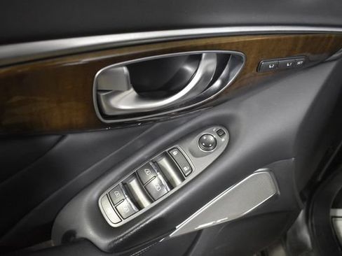 Used 2017 INFINITI Q50 3.0t Premium w/ Driver Assistance Package AWD/4WD image 8