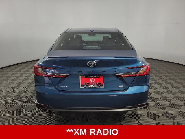Used 2025 Toyota Camry SE FWD image 7