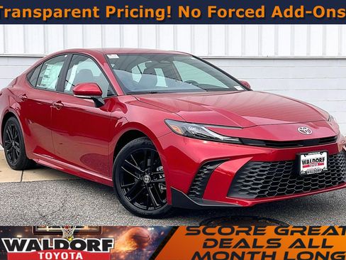 New 2026 Toyota Camry SE image 1