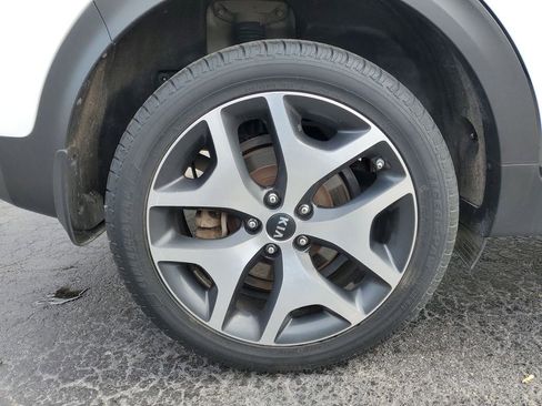 Used 2018 Kia Sportage SX image 5