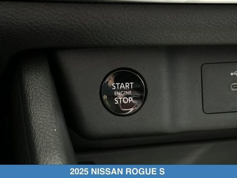 Used 2025 Nissan Rogue S FWD image 24