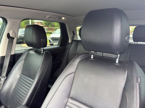 Used 2021 Land Rover Discovery Sport S AWD/4WD image 11