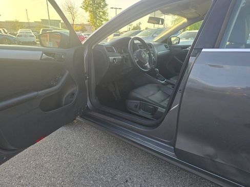 Used 2014 Volkswagen Jetta SE FWD image 6