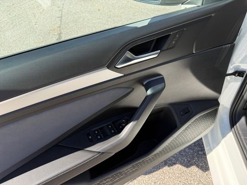 New 2026 Volkswagen Jetta SE image 32