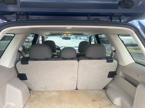 Used 2009 Ford Escape XLT image 12