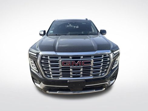 Used 2025 GMC Yukon Denali AWD/4WD image 2