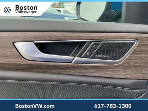 Used 2026 Volkswagen Atlas SEL Premium R-Line image 28