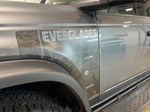 Used 2024 Ford Bronco Everglades AWD/4WD image 13