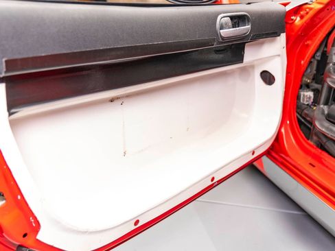 Used 2006 MAZDA MX-5 Miata Sport w/ Suspension Pkg image 38