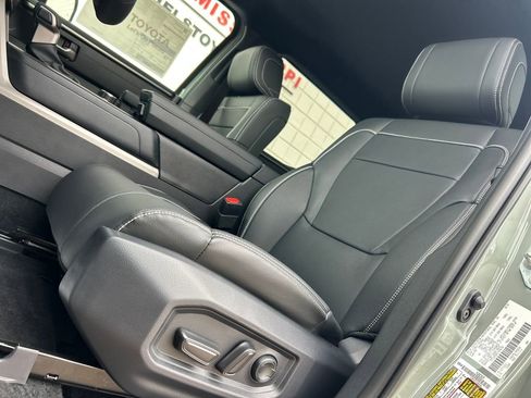 New 2026 Toyota Tundra SR5 image 9