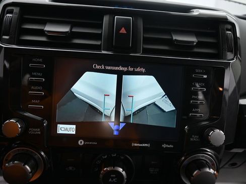 Used 2022 Toyota 4Runner TRD Off-Road Premium image 31