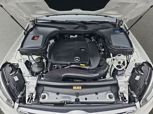 Used 2022 Mercedes-Benz GLC 300 4MATIC image 33