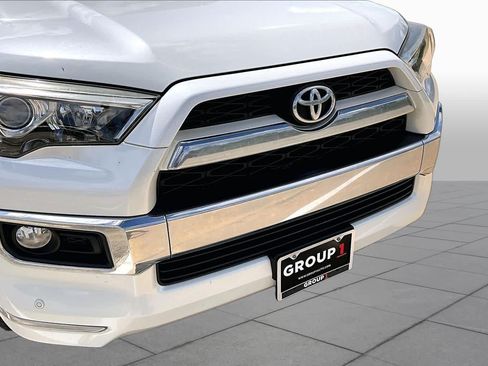 Used 2017 Toyota 4Runner Limited RWD image 30