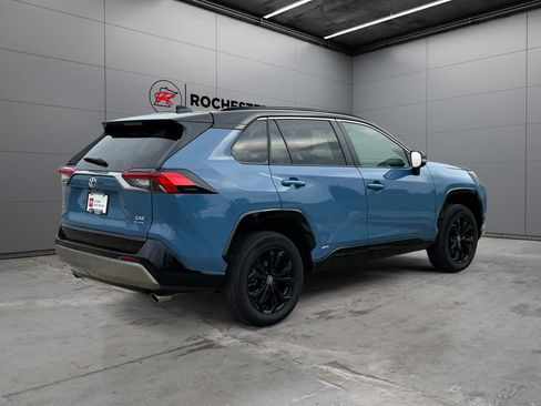 Certified 2025 Toyota RAV4 XSE AWD/4WD image 5