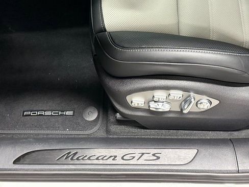 New 2026 Porsche Macan GTS image 28