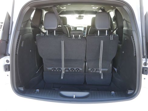 New 2026 Chrysler Pacifica Select image 5