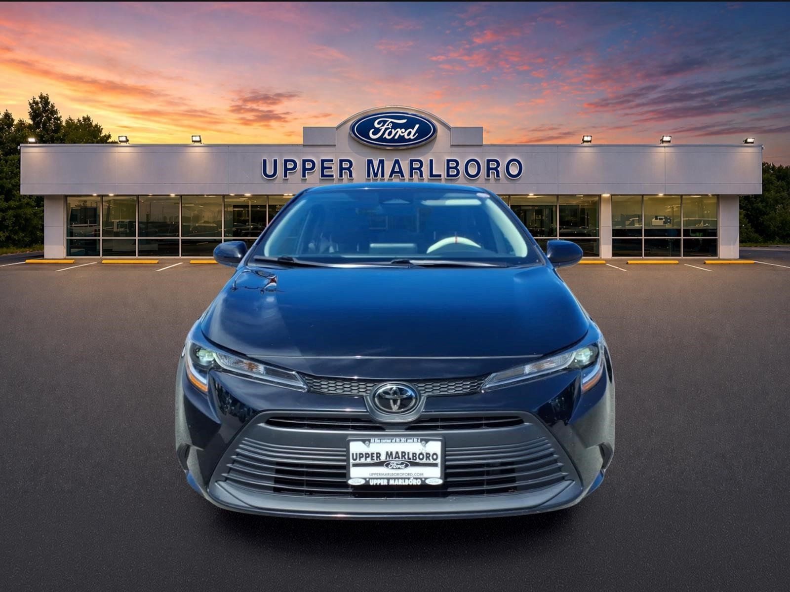 Used 2024 Toyota Corolla LE FWD image 2