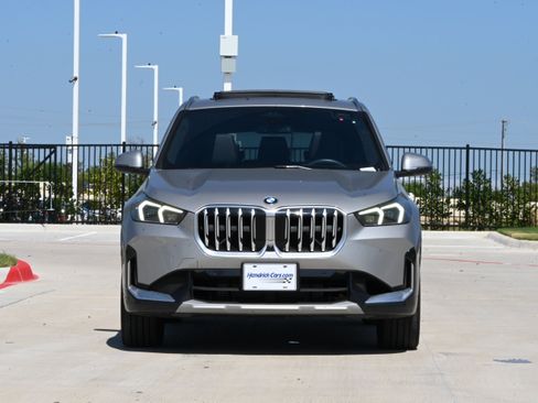 Certified 2025 BMW X1 xDrive28i w/ Premium Package AWD/4WD image 3