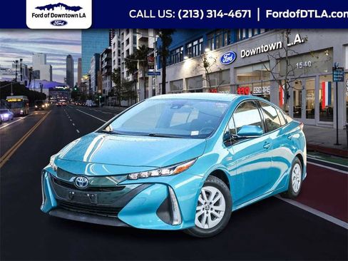 Used 2018 Toyota Prius Prime Plus image 1