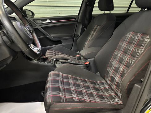 Used 2017 Volkswagen GTI Sport FWD image 7