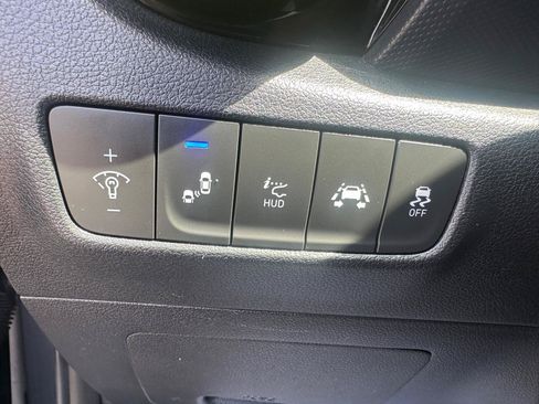 Used 2018 Hyundai Kona Ultimate FWD image 26