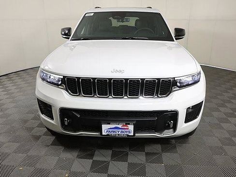 New 2025 Jeep Grand Cherokee Overland w/ Luxury Tech Group IV image 3