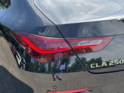 Used 2025 Mercedes-Benz CLA 250 image 11