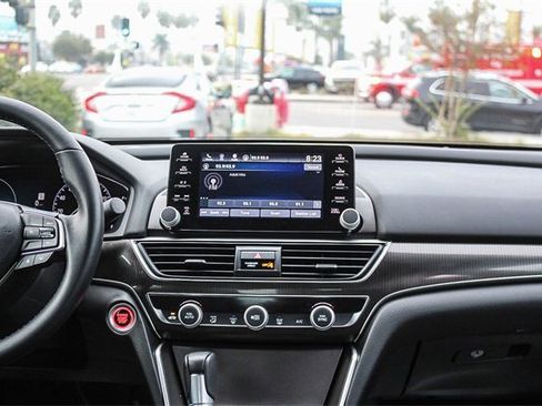 Used 2022 Honda Accord Sport image 19