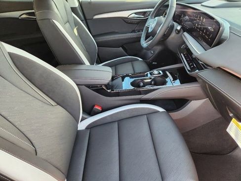 New 2025 Buick Envision Sport Touring image 11