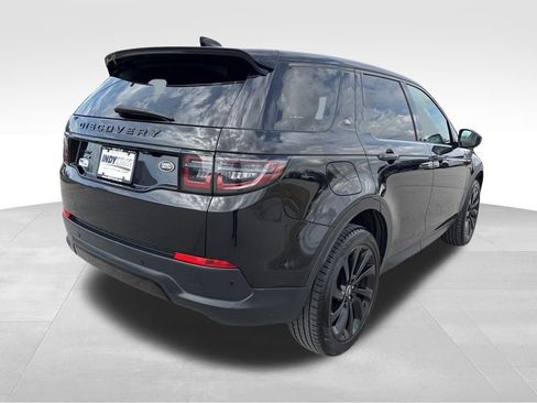 Used 2020 Land Rover Discovery Sport SE image 4