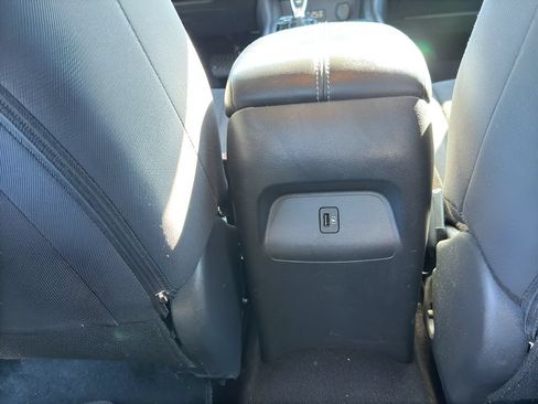 Used 2022 Nissan Sentra SV FWD image 16