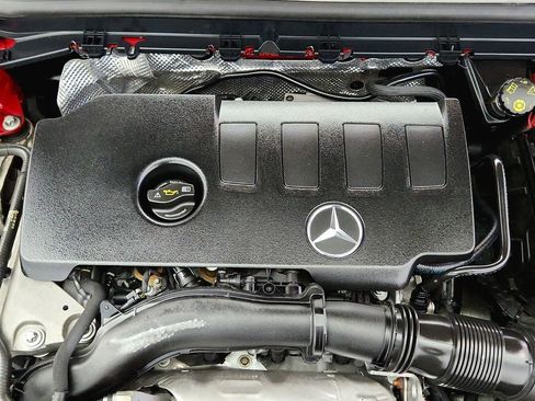 Used 2021 Mercedes-Benz CLA 250 4MATIC image 42