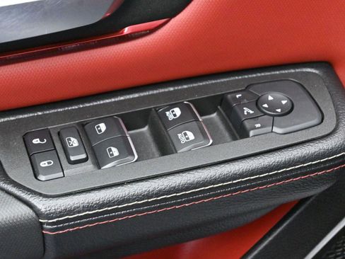 Used 2025 RAM 1500 Rebel image 10