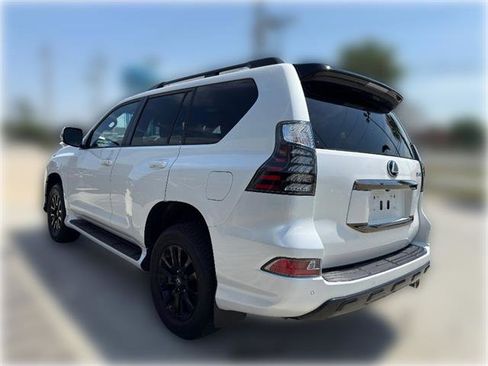 Certified 2023 Lexus GX 460 w/ Black Line Special Edition AWD/4WD image 5