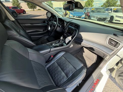 Used 2020 Nissan Maxima Platinum w/ Sport Mat Group FWD image 26
