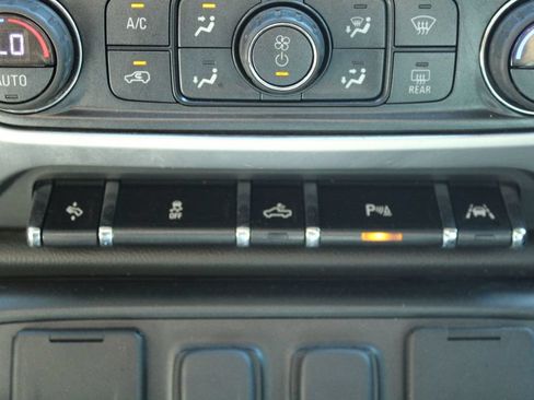 Used 2017 GMC Sierra 1500 SLT AWD/4WD image 17