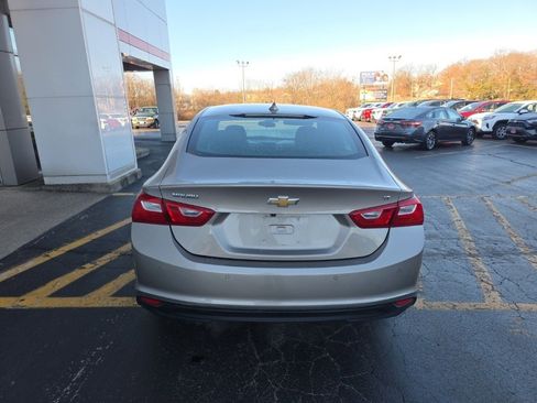 Used 2024 Chevrolet Malibu LT image 4