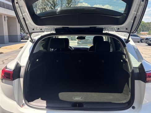 Used 2024 Buick Envision Preferred AWD/4WD image 32