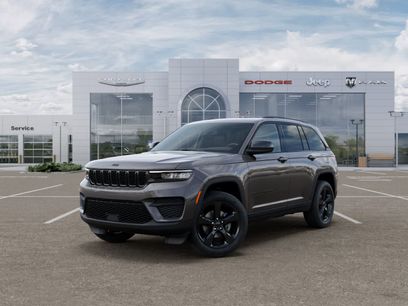 New 2025 Jeep Grand Cherokee Laredo