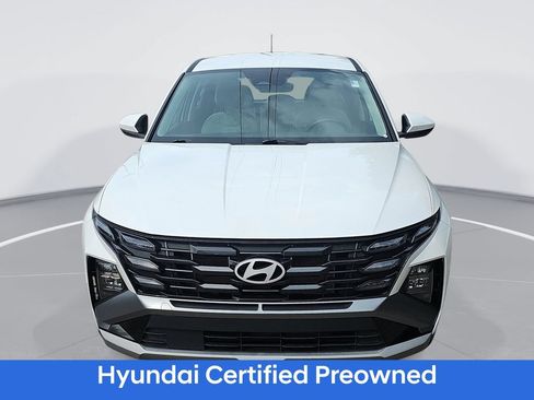Certified 2025 Hyundai Tucson SE AWD/4WD image 2
