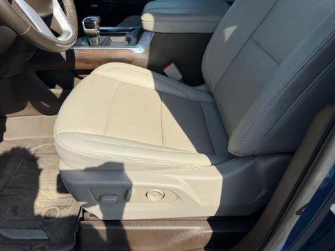 Used 2024 GMC Sierra 1500 SLT w/ SLT Premium Plus Package image 18