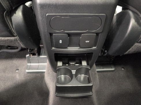 Used 2024 Ford Explorer XLT w/ Equipment Group 202A AWD/4WD image 23