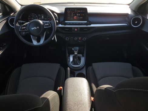 Used 2024 Kia Forte LXS image 13