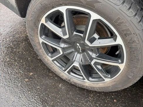 Used 2023 Chevrolet Tahoe RST w/ Luxury Package image 5